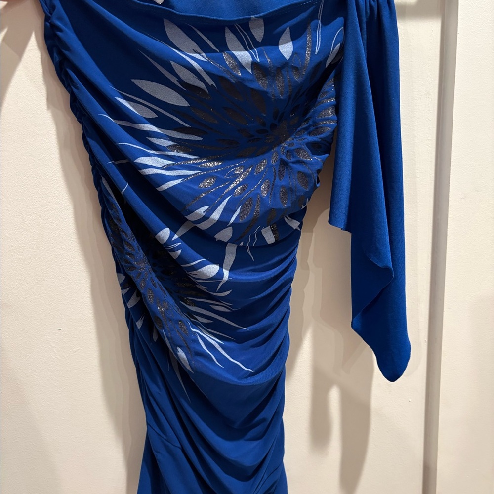 One-Shoulder Royal Blue Ruched Mini Dress with Metallic Floral Print